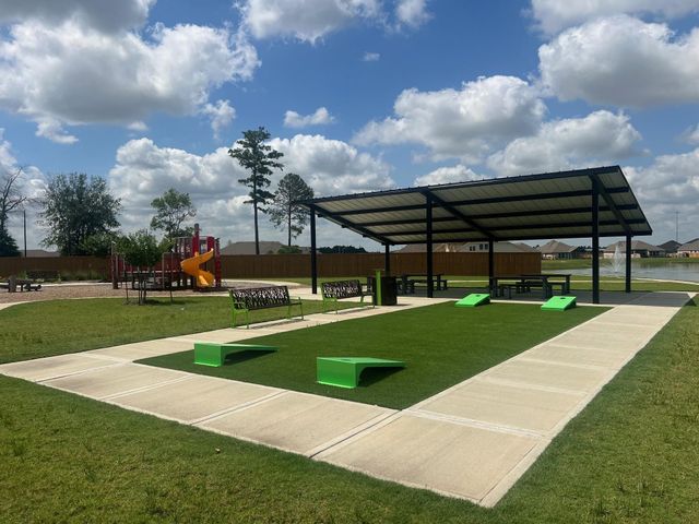 2418 Garden Arbor, Tomball, TX 77375