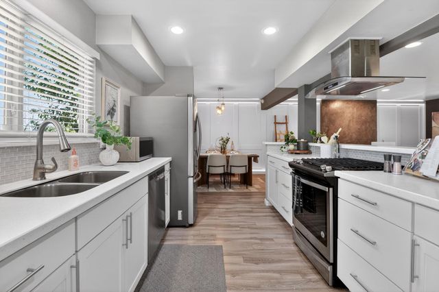 12329 Deerbrook TRL, Austin, TX 78750