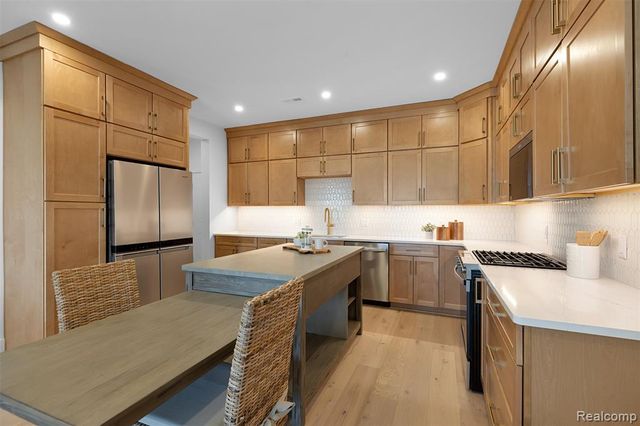 404 S Center Street, Northville, MI 48167