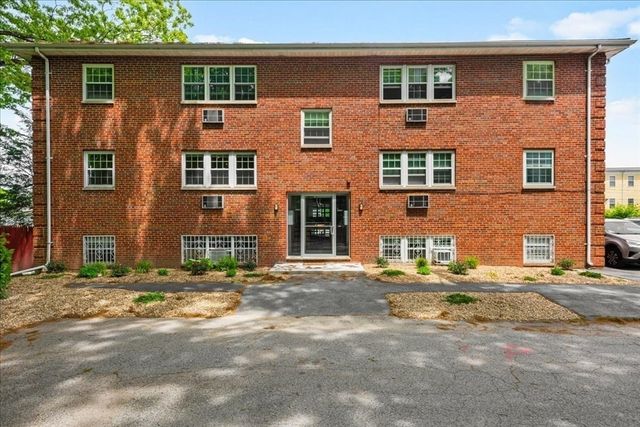 11 Schubert Street 8-1, Boston, MA 02131