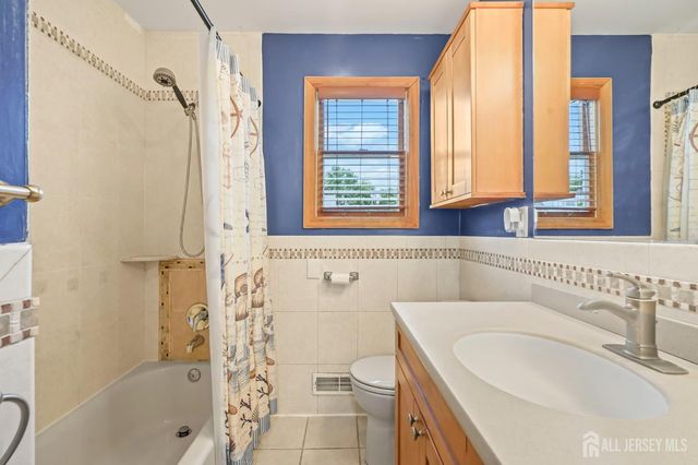 65 Hilliard Road, Old Bridge, NJ 08857