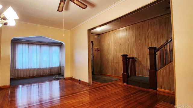 5940 Flushing Avenue, Maspeth, NY 11378