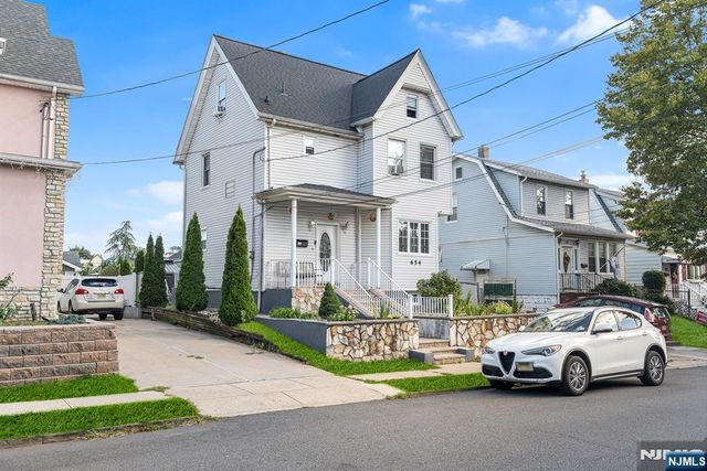 656 Devon Street, Kearny, NJ 07032