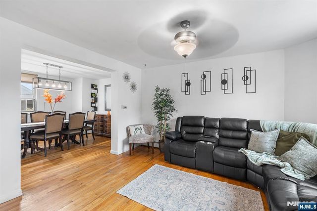 656 Devon Street, Kearny, NJ 07032