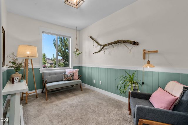 20867 SE Sunniberg Lane, Bend, OR 97702