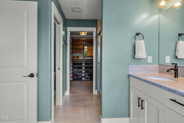 20867 SE Sunniberg Lane, Bend, OR 97702