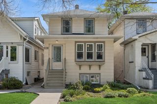 1168 S Scoville Avenue, Oak Park, IL 60304