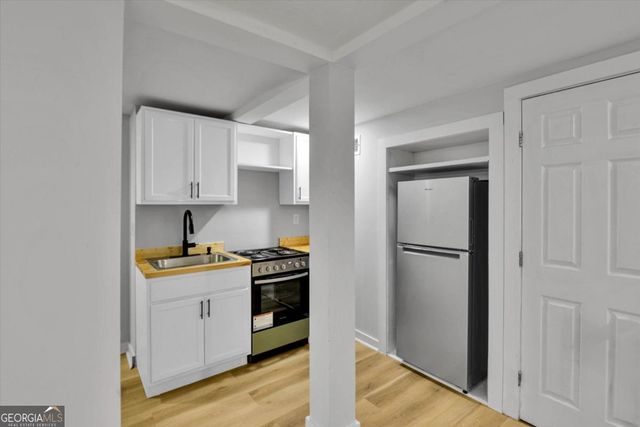 662 Melrose Drive, Forest Park, GA 30297