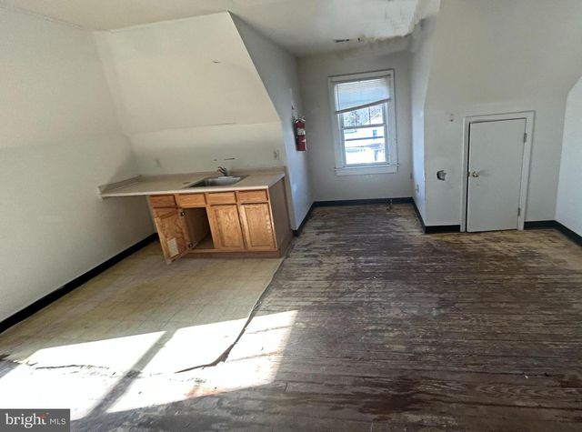 4403 MAINE, Baltimore, MD 21207