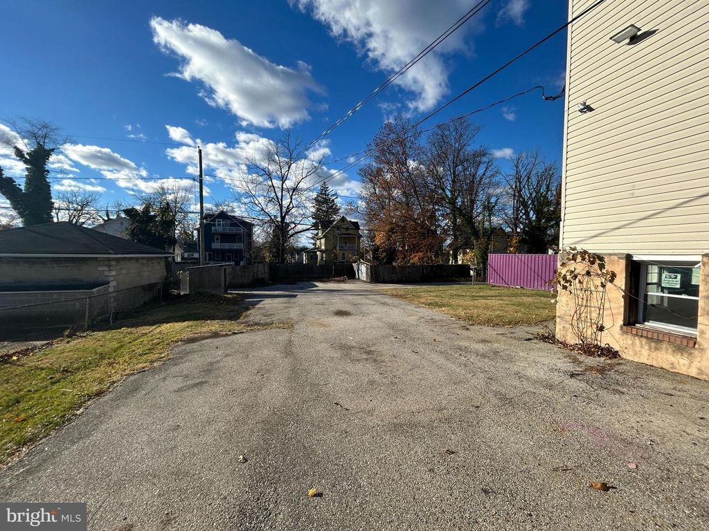 Image 4 of property listing at 4403 MAINE, Baltimore, MD 21207