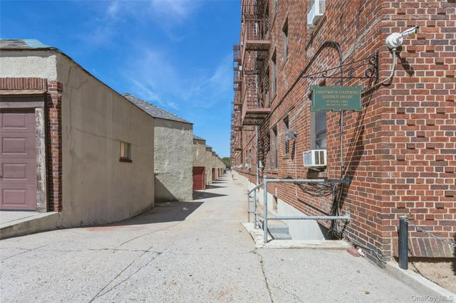 68-36 Burns Street D1, Forest Hills, NY 11375