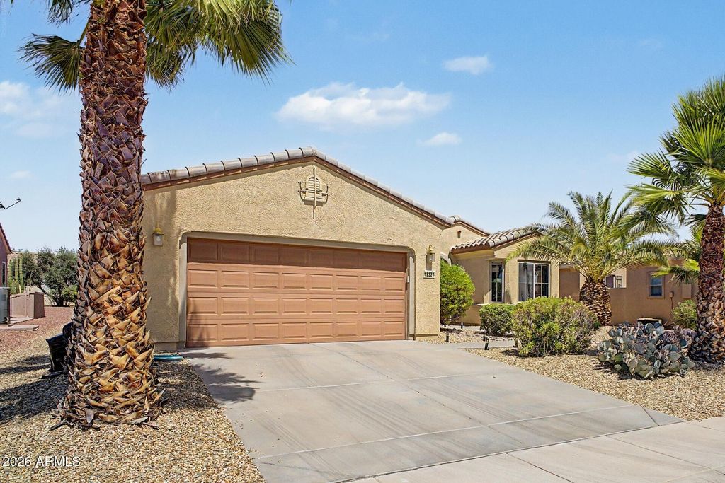 19327 N TALLOWOOD Way, Surprise, AZ 85387 — photo 5