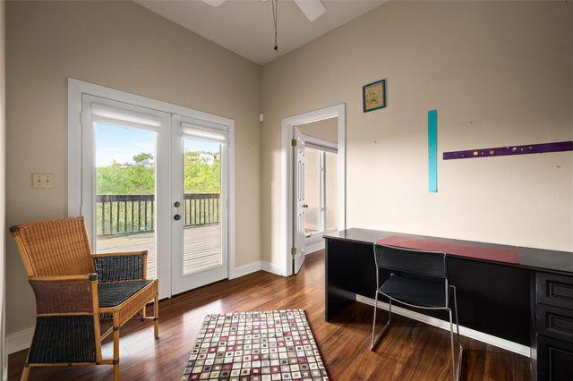5900 Westslope DR, Austin, TX 78731