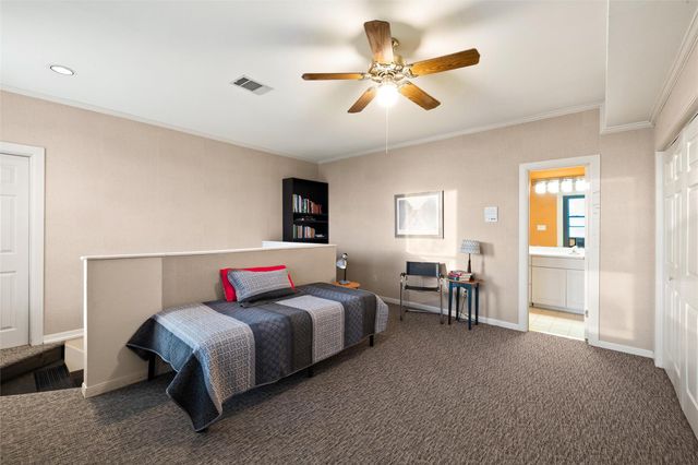 5900 Westslope DR, Austin, TX 78731