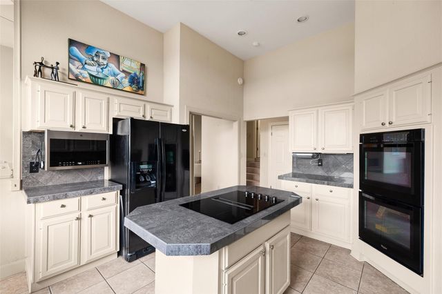 5900 Westslope DR, Austin, TX 78731