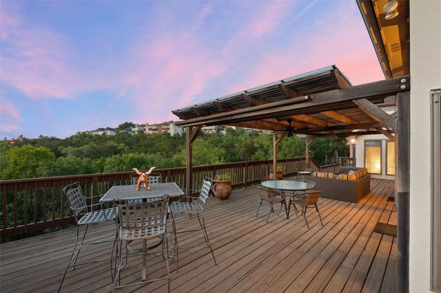 5900 Westslope DR, Austin, TX 78731