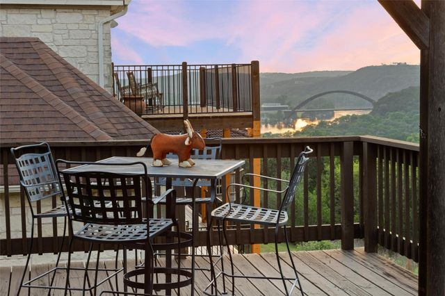 5900 Westslope DR, Austin, TX 78731