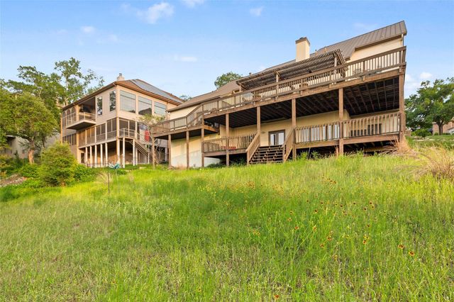 5900 Westslope DR, Austin, TX 78731