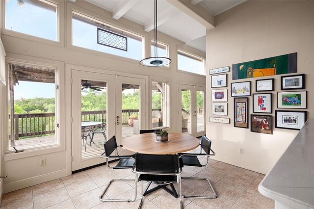 5900 Westslope DR, Austin, TX 78731