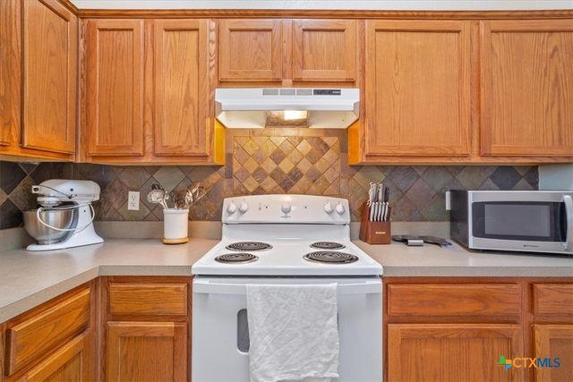 2817 N 12th Street, Temple, TX 76501