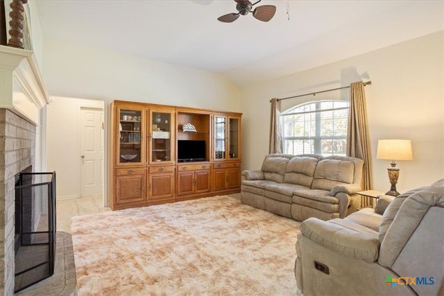 2817 N 12th Street, Temple, TX 76501