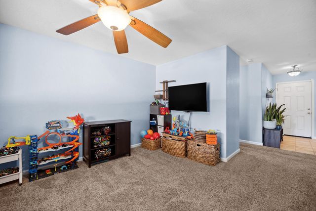 4237 E Murray Avenue, Visalia, CA 93292