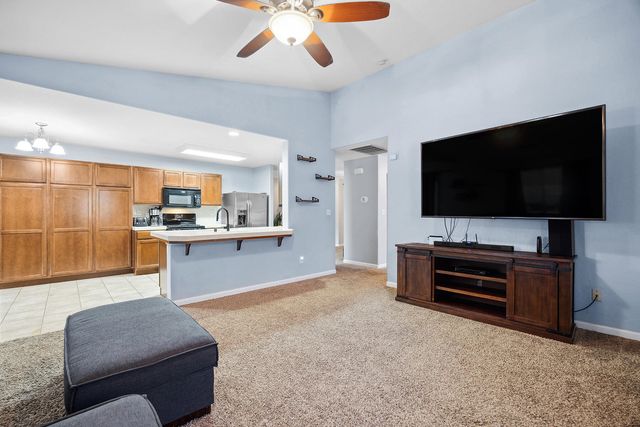 4237 E Murray Avenue, Visalia, CA 93292