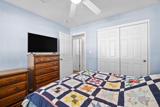 4237 E Murray Avenue, Visalia, CA 93292