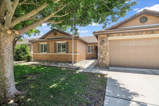 4237 E Murray Avenue, Visalia, CA 93292