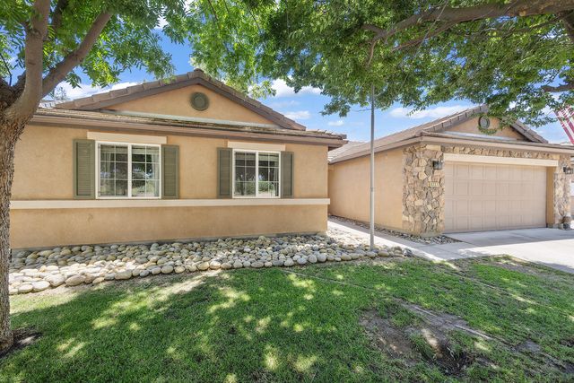 4237 E Murray Avenue, Visalia, CA 93292