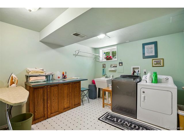 10338 W 77th Cir, Arvada, CO 80005