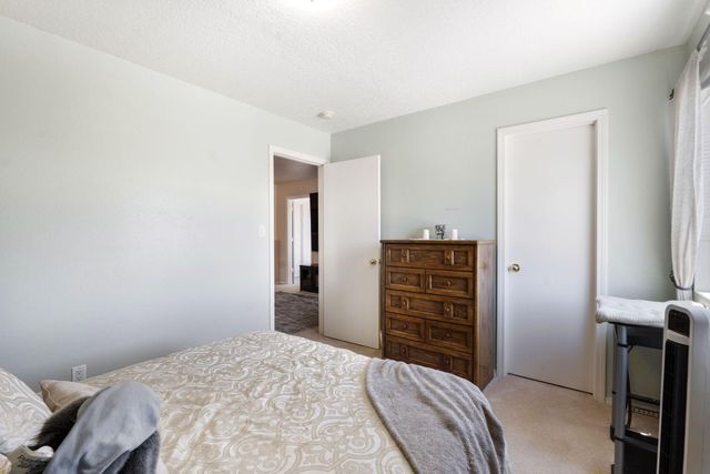 1813 Sierra Norte Loop NE, Rio Rancho, NM 87144