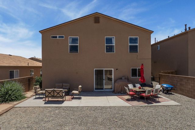 1813 Sierra Norte Loop NE, Rio Rancho, NM 87144