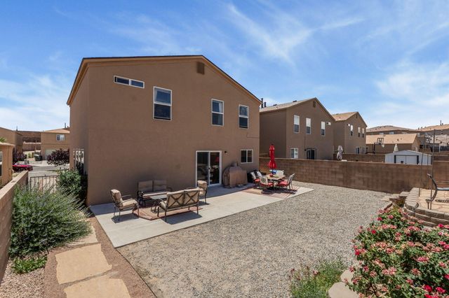 1813 Sierra Norte Loop NE, Rio Rancho, NM 87144