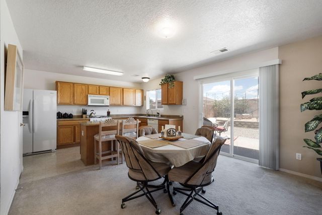1813 Sierra Norte Loop NE, Rio Rancho, NM 87144