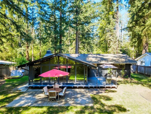 15803 NE 195th Street, Woodinville, WA 98072