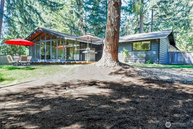 15803 NE 195th Street, Woodinville, WA 98072