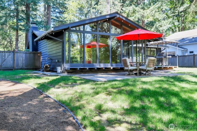 15803 NE 195th Street, Woodinville, WA 98072