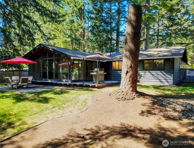 15803 NE 195th Street, Woodinville, WA 98072