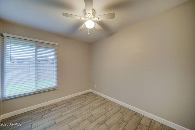 555 N MAY Street 20, Mesa, AZ 85201