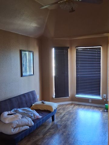 1112 Devonshire, Glenn Heights, TX 75154