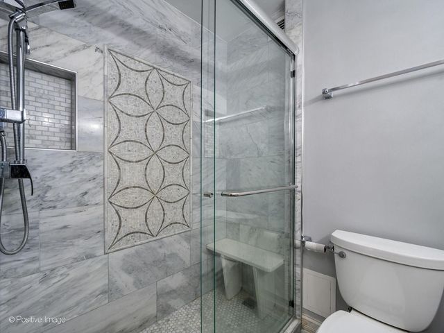 1030 N State Street 3J, Chicago, IL 60610