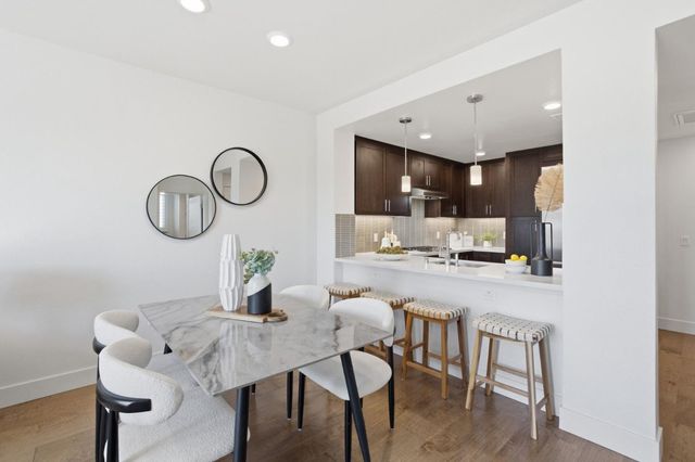 657 Walnut Street 537, San Carlos, CA 94070