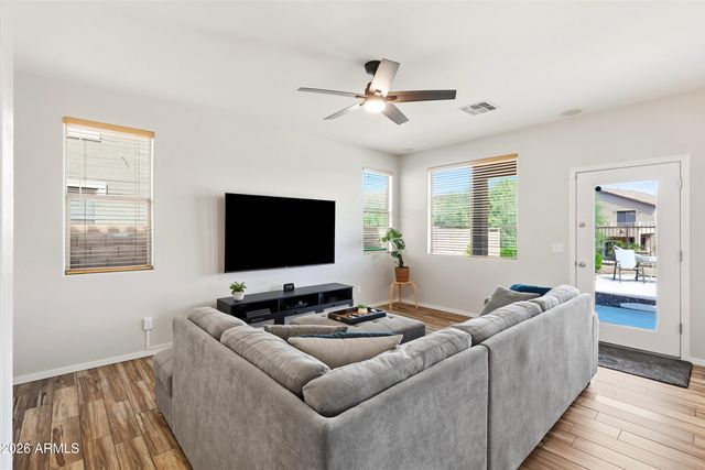 26873 N 84th Lane, Peoria, AZ 85383