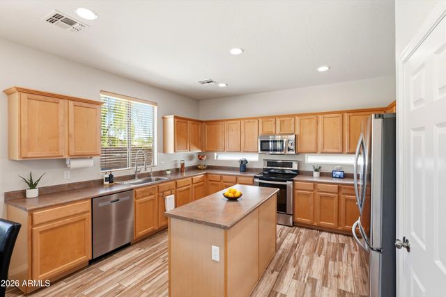 26873 N 84th Lane, Peoria, AZ 85383