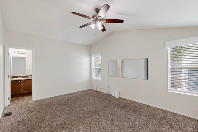 11711 Bucking Bronco Trail SE, Albuquerque, NM 87123