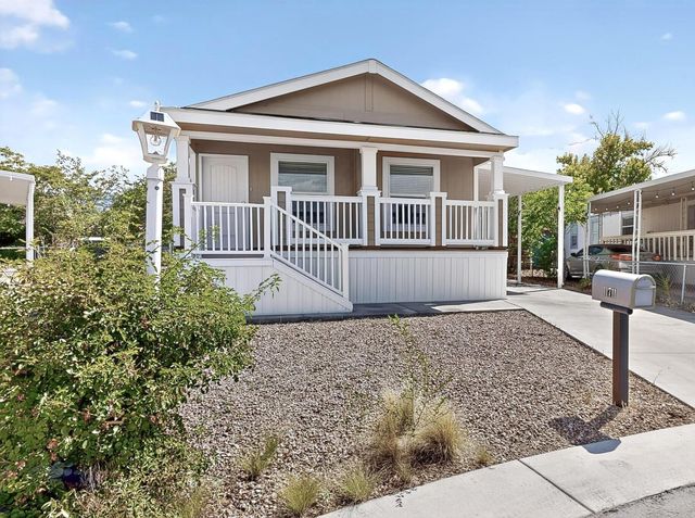 11711 Bucking Bronco Trail SE, Albuquerque, NM 87123