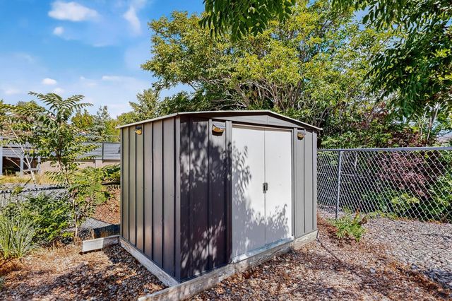 11711 Bucking Bronco Trail SE, Albuquerque, NM 87123