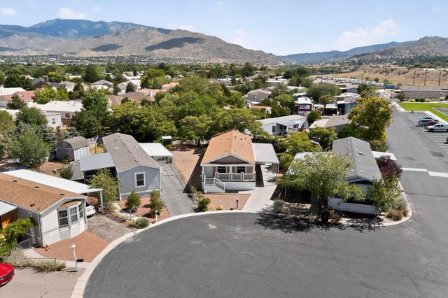 11711 Bucking Bronco Trail SE, Albuquerque, NM 87123