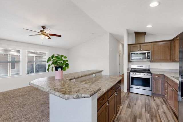 11711 Bucking Bronco Trail SE, Albuquerque, NM 87123